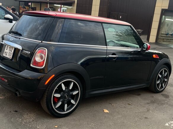 2011 Mini Hatch Cooper II (R56) Рестайлинг, чёрный, 1049000 рублей - вид 13