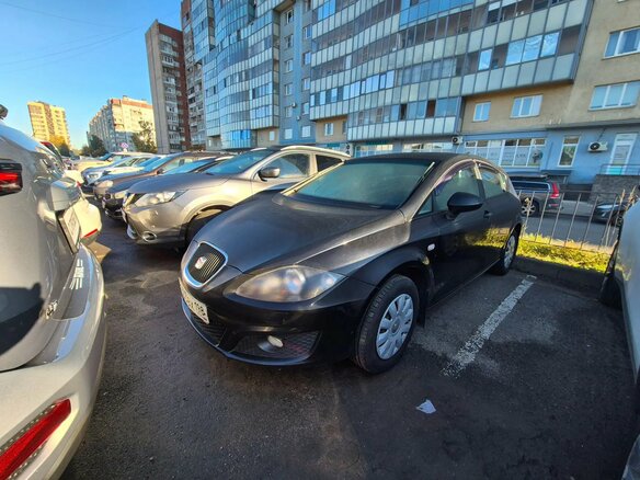 2011 SEAT Leon II Рестайлинг, чёрный, 550000 рублей