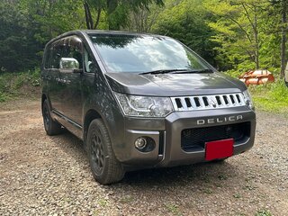 2017 Mitsubishi Delica D:5 I, серый, 2200000 рублей, вид 3
