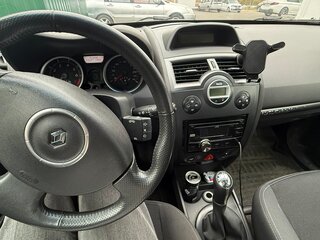 2008 Renault Megane II Рестайлинг, бежевый, 489000 рублей, вид 2