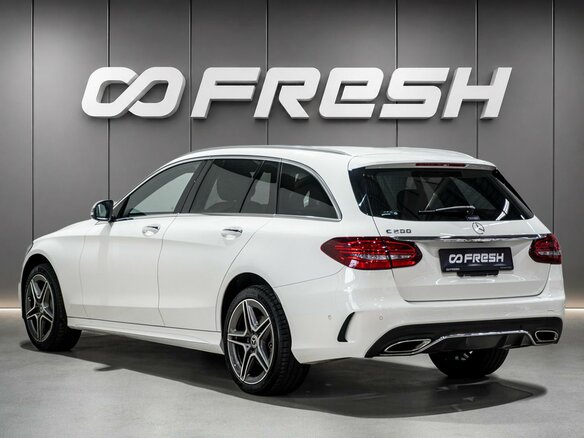 2018 Mercedes-Benz C-Класс 200 IV (W205) Рестайлинг, белый, 1999000 рублей - вид 2