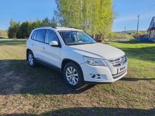 2010 Volkswagen Tiguan I, белый, 750000 рублей, вид 1