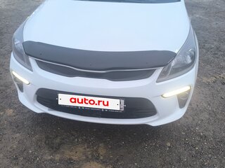 2017 Kia Rio III Рестайлинг, белый, 1250000 рублей, вид 2