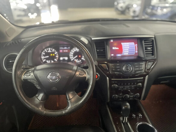 2015 Nissan Pathfinder IV, чёрный, 1599000 рублей - вид 9