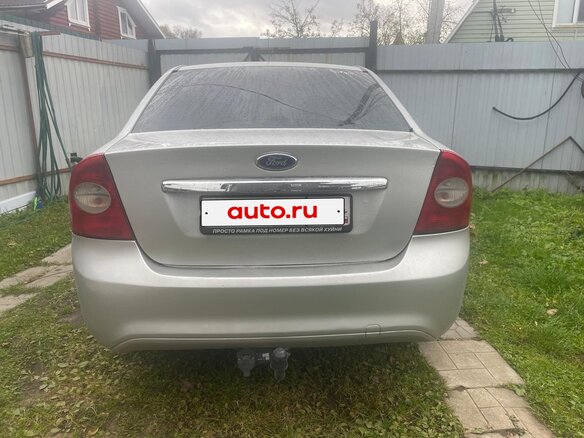 2008 Ford Focus II Рестайлинг, серебристый, 370000 рублей - вид 3