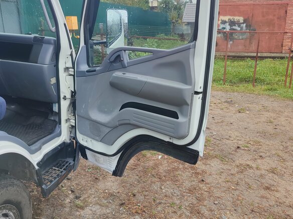 2011 Fuso (Mitsubishi) Canter, белый, 2880000 рублей - вид 11