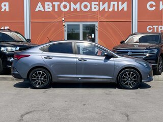 2020 Hyundai Solaris II Рестайлинг, серый, 1349000 рублей, вид 4