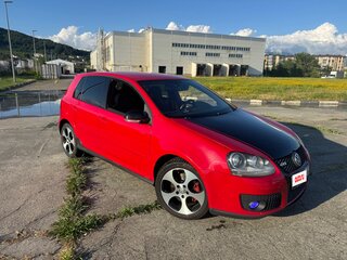 2008 Volkswagen Golf GTI V, красный, 650000 рублей, вид 2