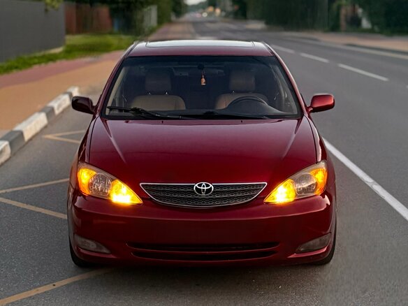 2001 Toyota Camry V (XV30), красный, 800000 рублей - вид 3