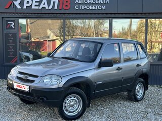 2013 Chevrolet Niva I Рестайлинг, серебристый, 539000 рублей, вид 2