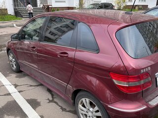 2008 Mercedes-Benz B-Класс 200 I (W245), красный, 440000 рублей, вид 4