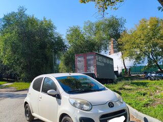 2012 Citroen C1 I Рестайлинг, белый, 558000 рублей, вид 4