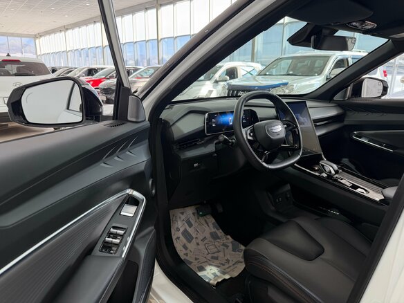 2025 Geely Cityray, белый, 2600000 рублей - вид 9