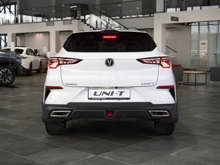 2026 Changan UNI-T I, белый, 3459900 рублей, вид 5