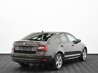 2017 Skoda Octavia III (A7) Рестайлинг, коричневый, 1765000 рублей, вид 2