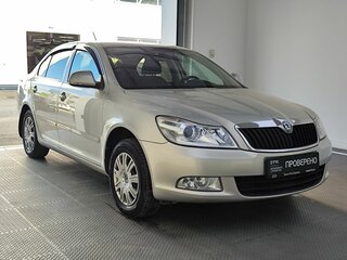 2013 Skoda Octavia II (A5) Рестайлинг, серебристый, 905000 рублей, вид 3