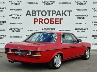 1983 Mercedes-Benz W123 230 4-speed, чёрный, 1200000 рублей, вид 5