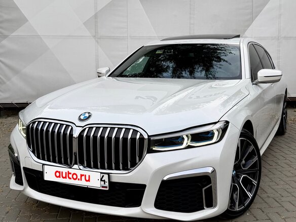 2021 BMW 7 серии Long 740Li xDrive VI (G11/G12) Рестайлинг, белый, 8900000 рублей - вид 4