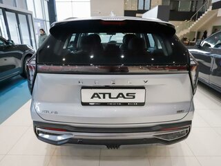 2026 Geely Atlas II, серебристый, 4128000 рублей, вид 3