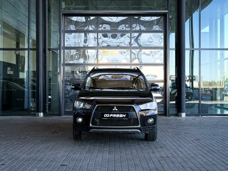 2011 Mitsubishi Outlander II Рестайлинг, чёрный, 999999 рублей, вид 2