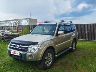 2008 Mitsubishi Pajero IV, бежевый, 1470000 рублей, вид 1
