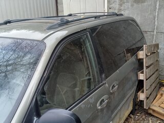 2005 Kia Carnival I Рестайлинг, зелёный, 95000 рублей, вид 4