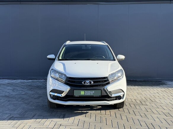 2022 Lada (ВАЗ) XRAY I, белый, 1050000 рублей - вид 2