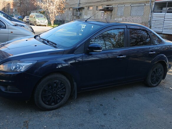 2010 Ford Focus II Рестайлинг, синий, 541000 рублей - вид 4