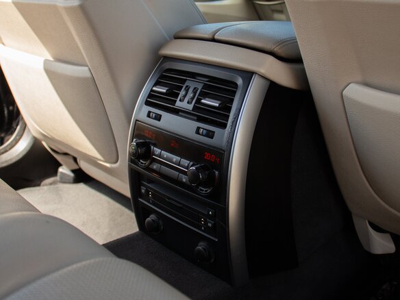 2011 BMW 5 серии Gran Turismo 535d xDrive VI (F10/F11/F07), синий, 1600000 рублей - вид 13