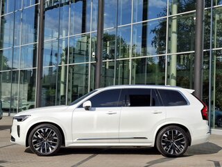2025 Volvo XC90 B6 II Рестайлинг 2, белый, 9390000 рублей, вид 3
