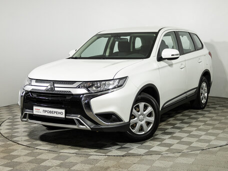 2019 Mitsubishi Outlander III Рестайлинг 3, белый, 1869700 рублей, вид 1