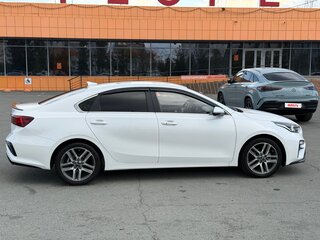 2020 Kia K3 II, белый, 1950000 рублей, вид 3