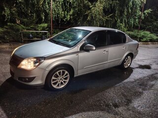 2008 Opel Astra H Рестайлинг, серебристый, 570000 рублей, вид 2