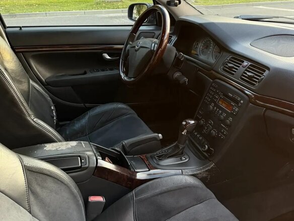 2003 Volvo S80 I Рестайлинг, чёрный, 700000 рублей - вид 1