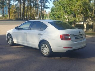 2015 Skoda Octavia III (A7), белый, 970000 рублей, вид 4