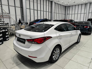 2015 Hyundai Elantra V (MD) Рестайлинг, белый, 1399000 рублей, вид 5