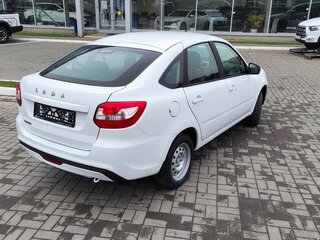 2026 Lada (ВАЗ) Granta I Рестайлинг, белый, 1131000 рублей, вид 5