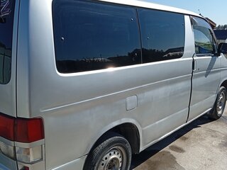 2000 Mazda Bongo Friendee I Рестайлинг, серебристый, 440000 рублей, вид 4