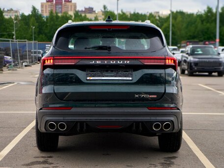 2026 Jetour X70+ I Рестайлинг, зелёный, 3365010 рублей, вид 5