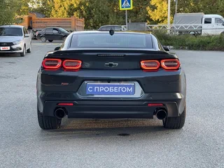 2022 Chevrolet Camaro VI Рестайлинг, серый, 3890000 рублей, вид 5