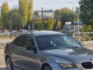 2008 BMW 5 серии 528xi V (E60/E61) Рестайлинг, серый, 1050000 рублей, вид 4