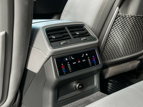 2019 Audi A7 50 TDI II (4K), чёрный, 5830000 рублей - вид 22