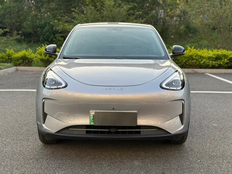 2025 Geely Geome Xingyuan 40.16 kWh, серебристый, 1710000 рублей, вид 2