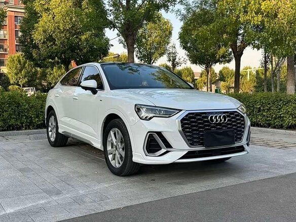 2023 Audi Q3 Sportback 35 TFSI MHEV II (F3), белый, 2440000 рублей - вид 2