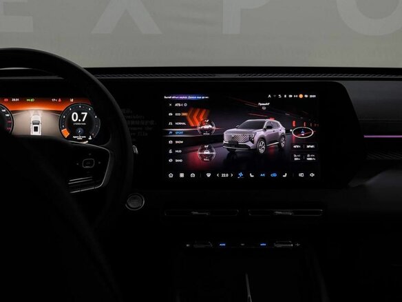2026 Changan UNI-S I Рестайлинг, чёрный - вид 15