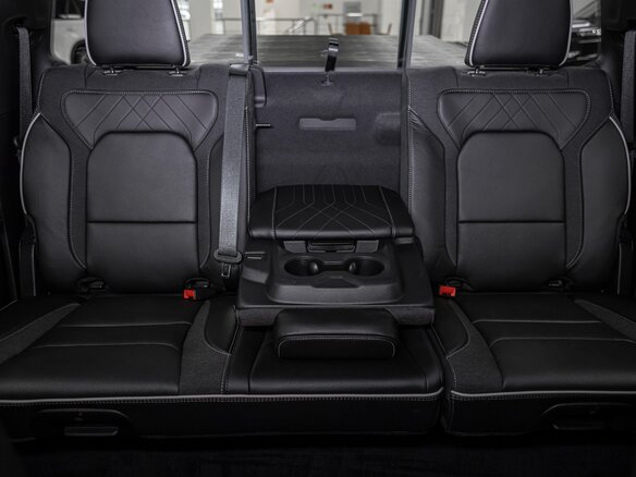 2026 Ram 1500 Crew Cab V Рестайлинг, чёрный, 9650000 рублей - вид 15