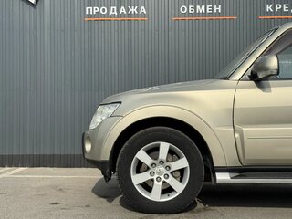 2007 Mitsubishi Pajero IV, бежевый, 1369000 рублей, вид 5