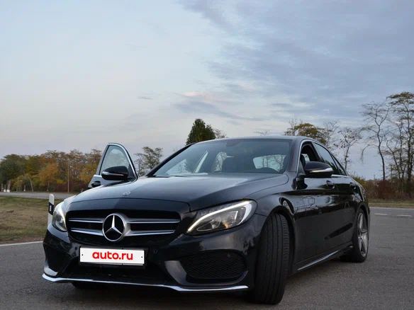 2014 Mercedes-Benz C-Класс 180 IV (W205), чёрный, 1980000 рублей