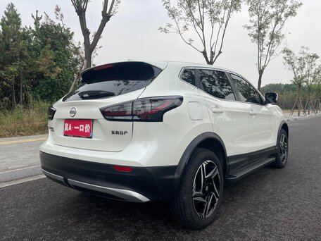 2025 Nissan Qashqai II Рестайлинг 2, белый, 1810000 рублей, вид 4