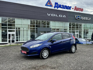 2018 Ford Fiesta Mk6 Рестайлинг, синий, 995000 рублей, вид 1